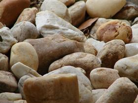 A bed of stones