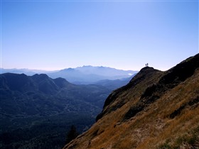 On the edge(Saddle Mountain)