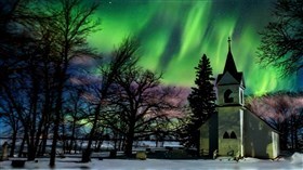 Eerie_Aurora