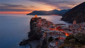 Vernazza_Sunset_Sea_Village