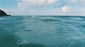 Cloudy Seascape Waves