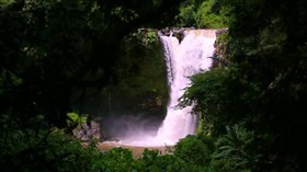 Tegenungan Waterfall 